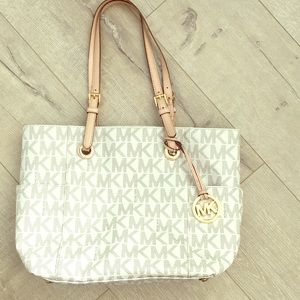 Michael kors tote bag